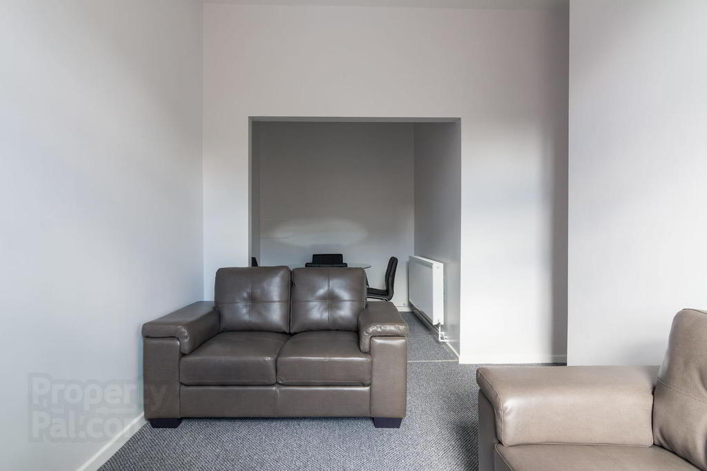 Flat 2, 57 Fitzwilliam Street 3 of 9