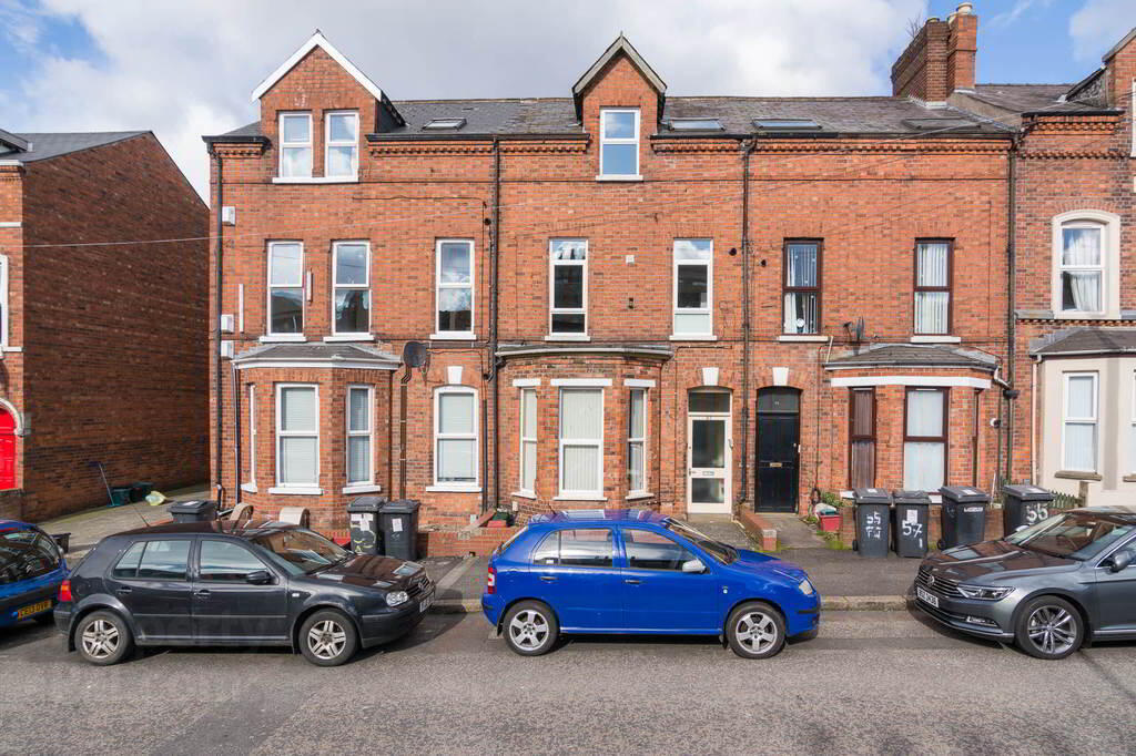 Flat 2, 57 Fitzwilliam Street 1 of 9