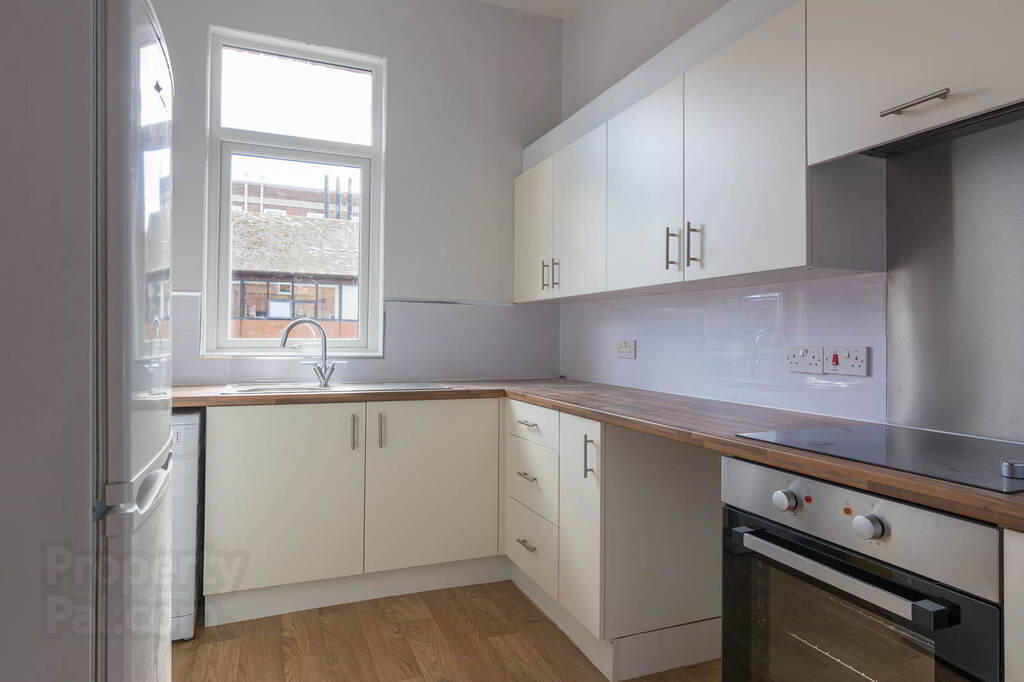 Flat 2, 57 Fitzwilliam Street 5 of 9
