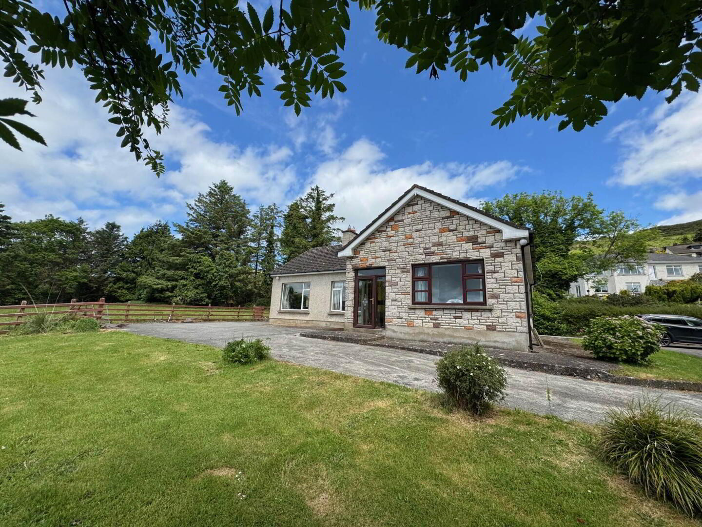 property description image