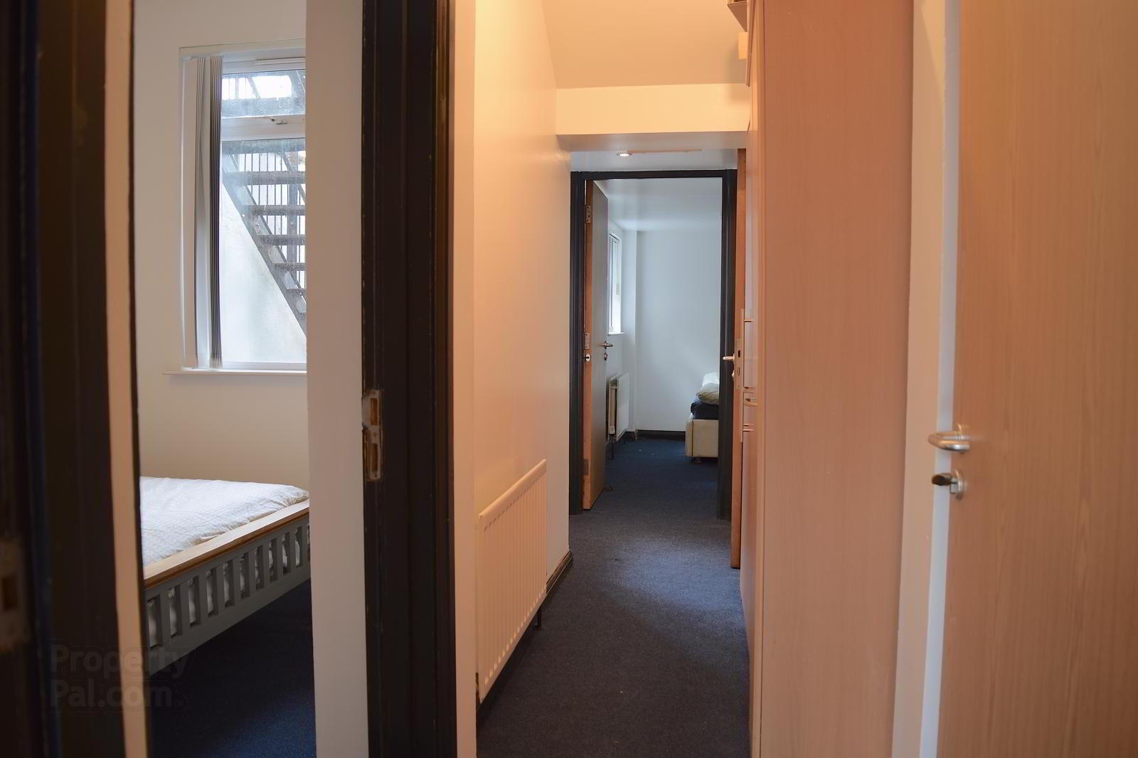 Unit 1, 23 Dunluce Avenue 5 of 8