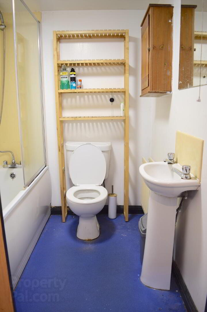 Unit 1, 23 Dunluce Avenue 8 of 8