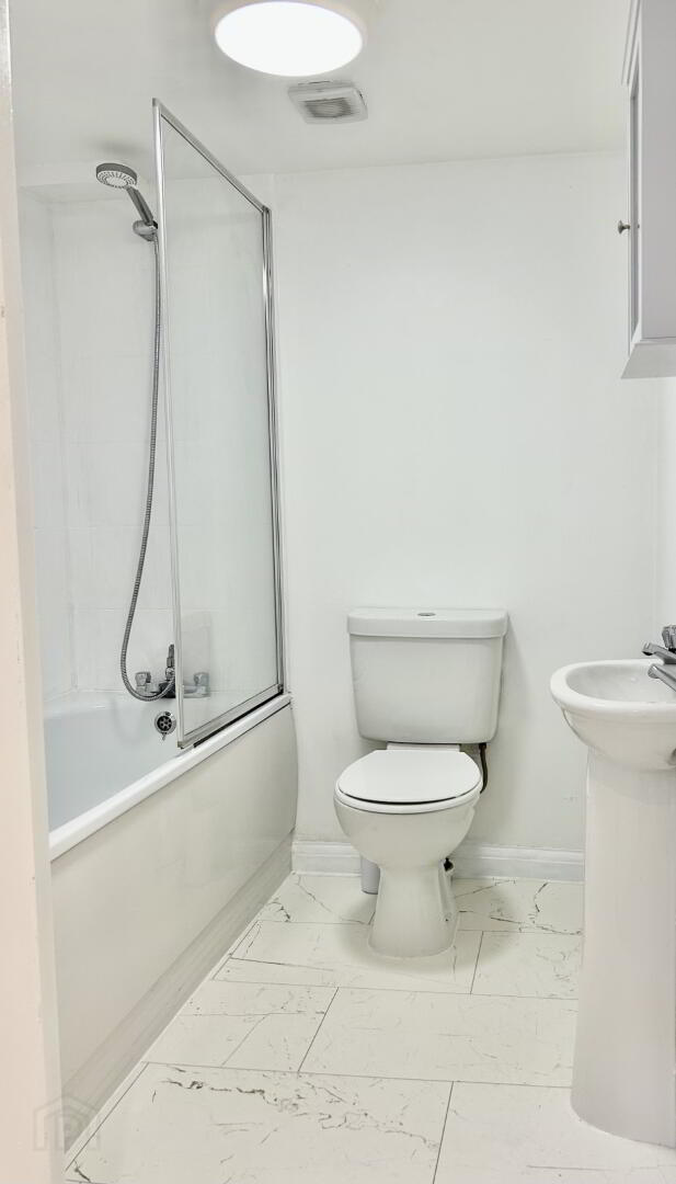 Unit 1, 23 Dunluce Avenue 8 of 15