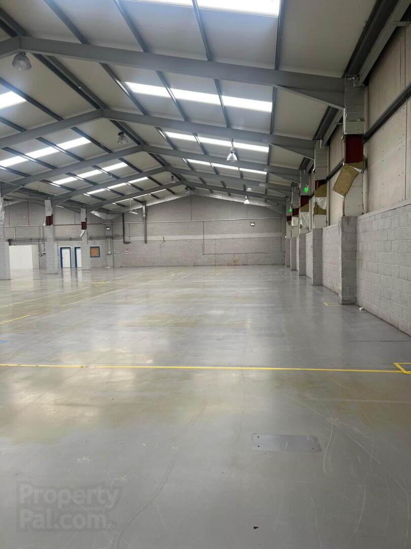 Commercial Warehouse 8 of 13