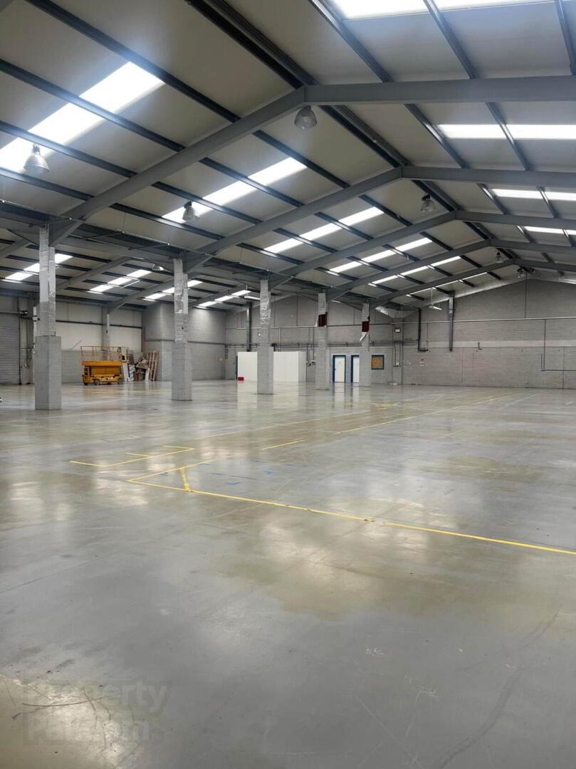 Commercial Warehouse 7 of 13