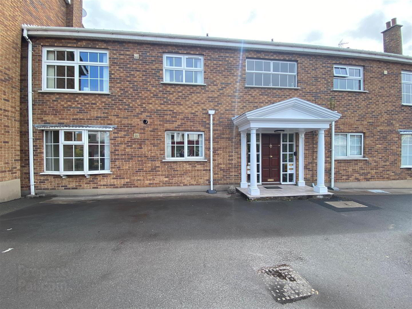 6 Annes Court 1 of 10