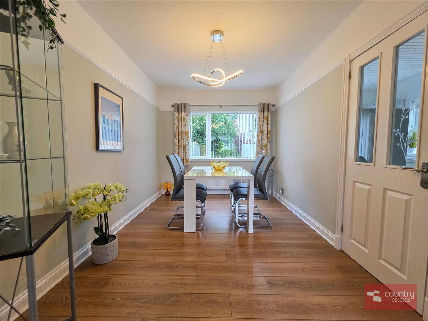 15 Ballyhenry Avenue 10 of 29