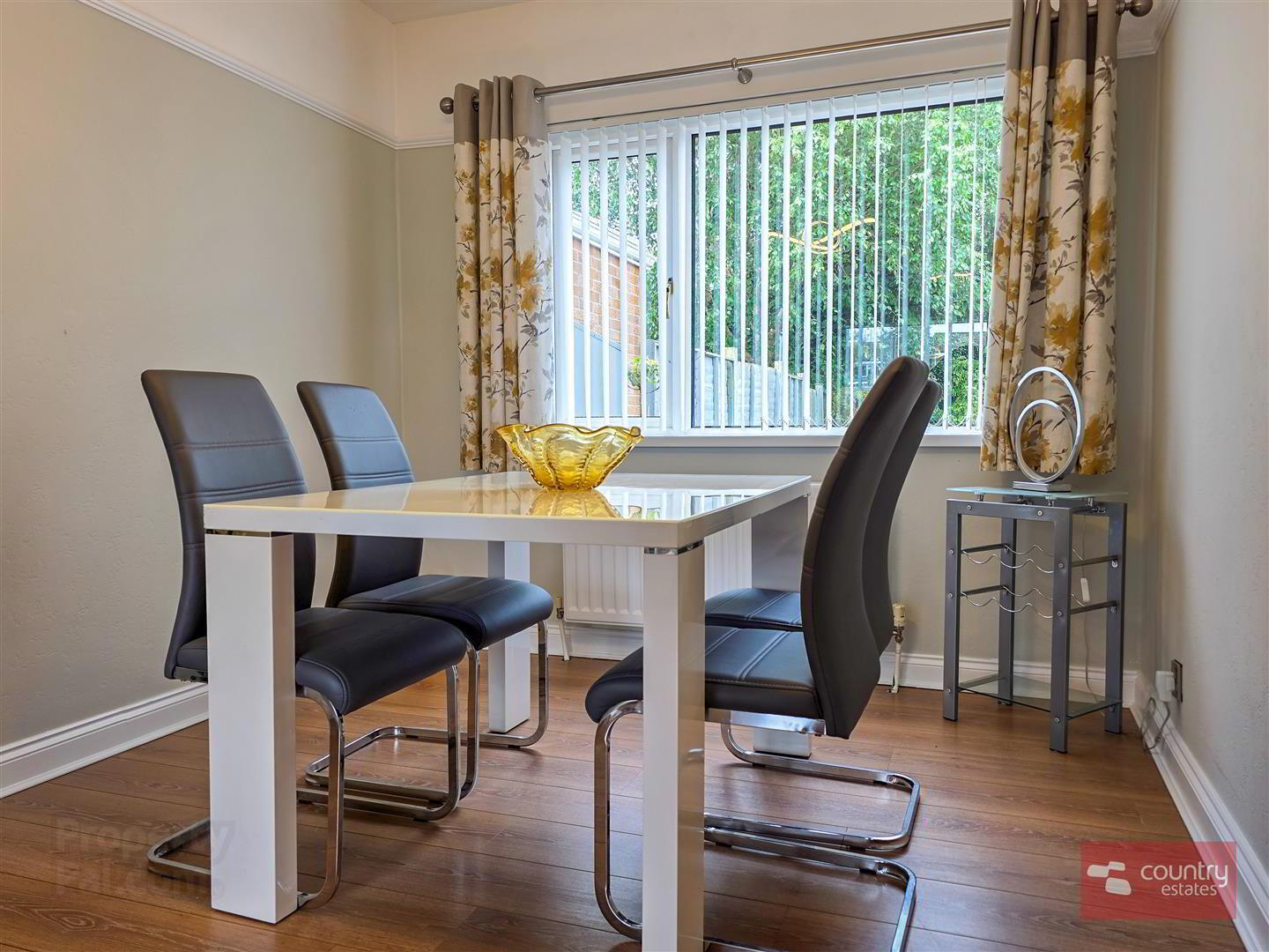 15 Ballyhenry Avenue 11 of 29
