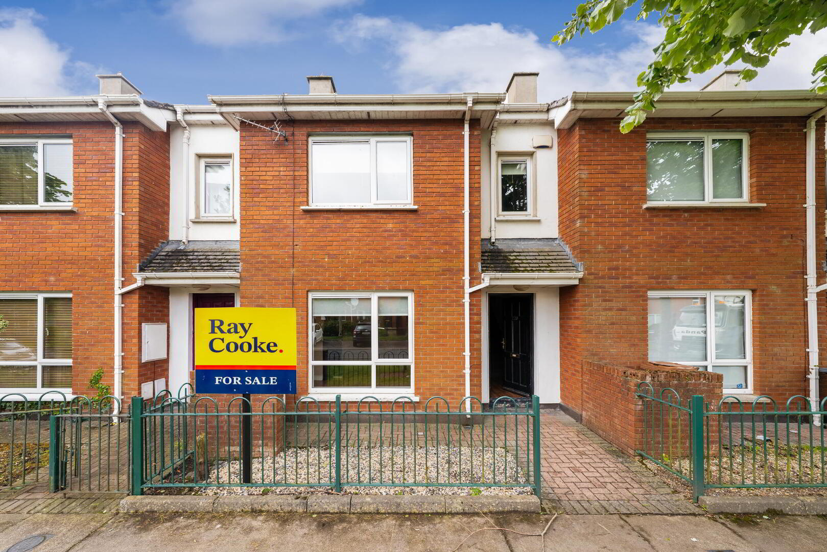 220 Castlecurragh Vale 1 of 18