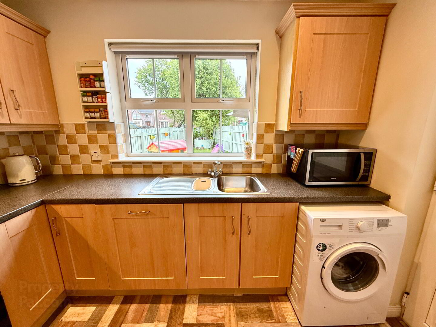 111 Waterfoot Park 18 of 33