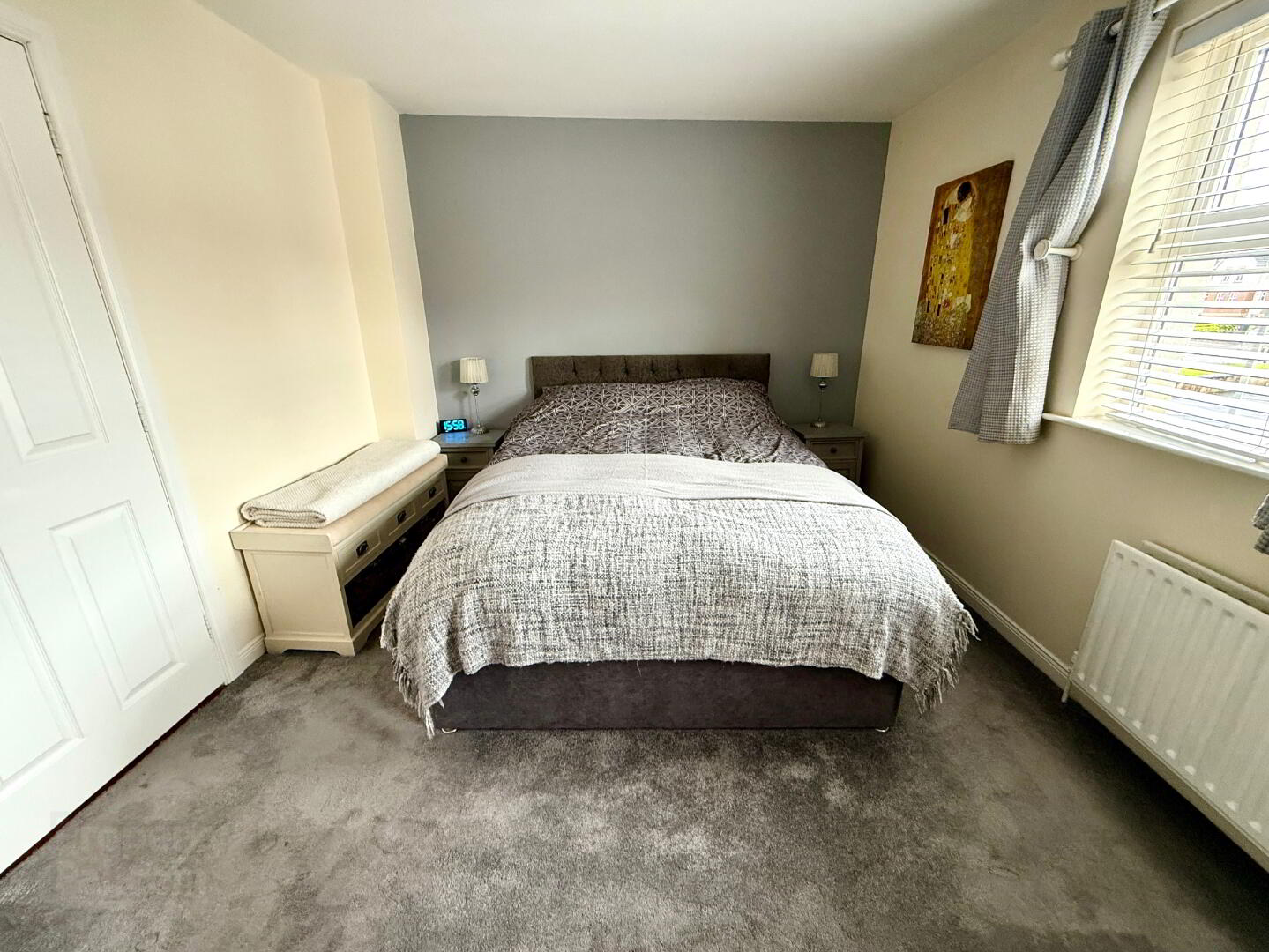 111 Waterfoot Park 22 of 33
