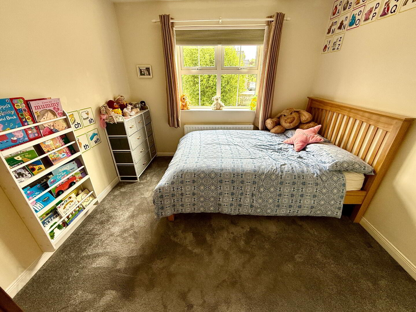 111 Waterfoot Park 25 of 33