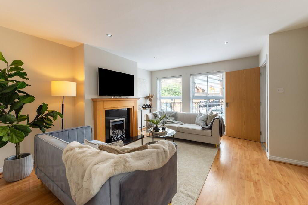 39 Yukon Street 3 of 20