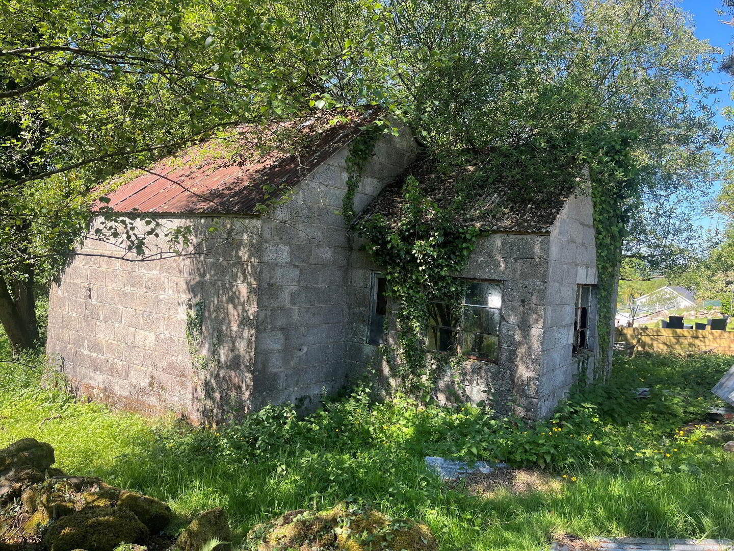 property description image