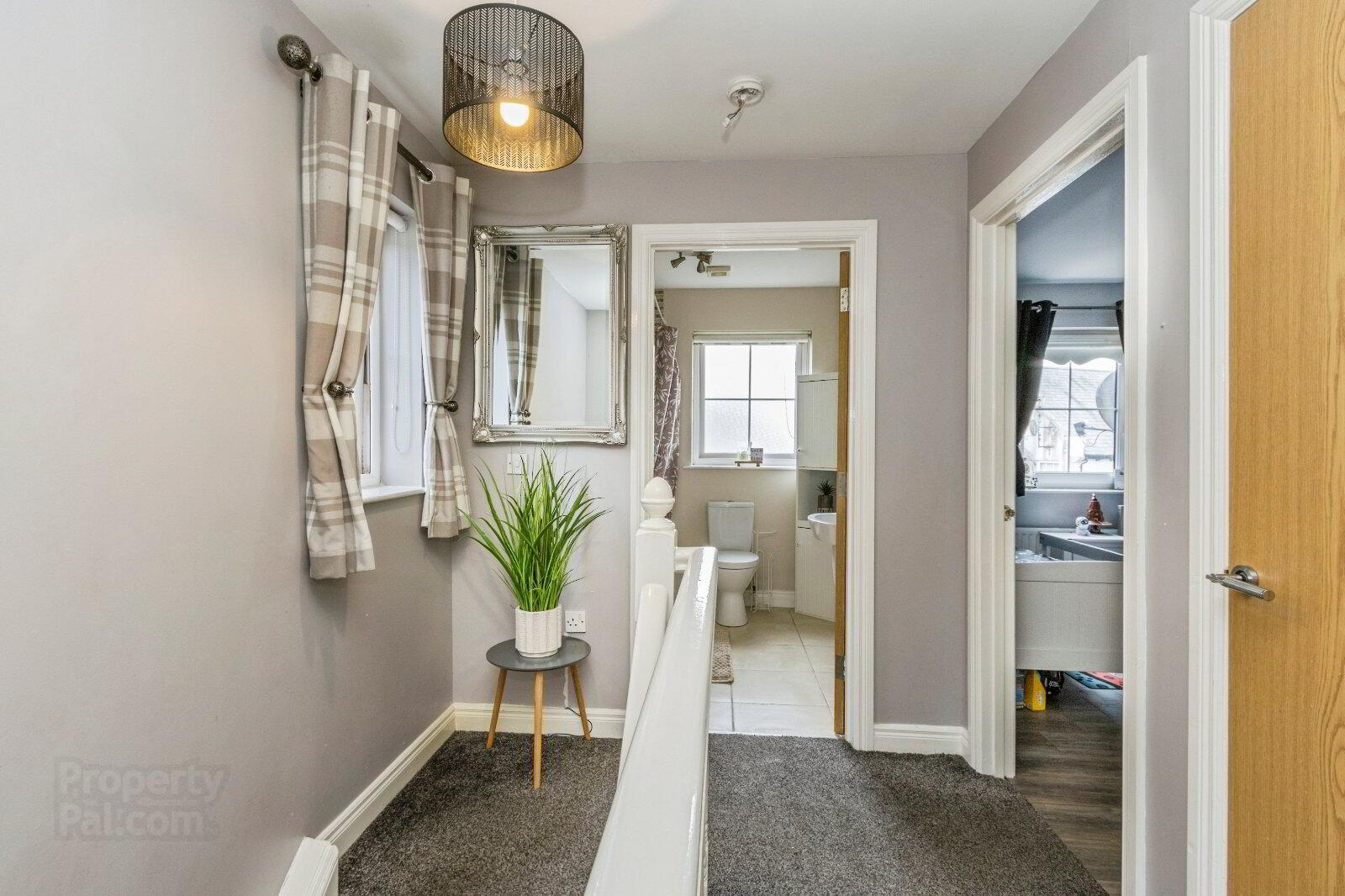 19 Lady Wallace Brae 9 of 12