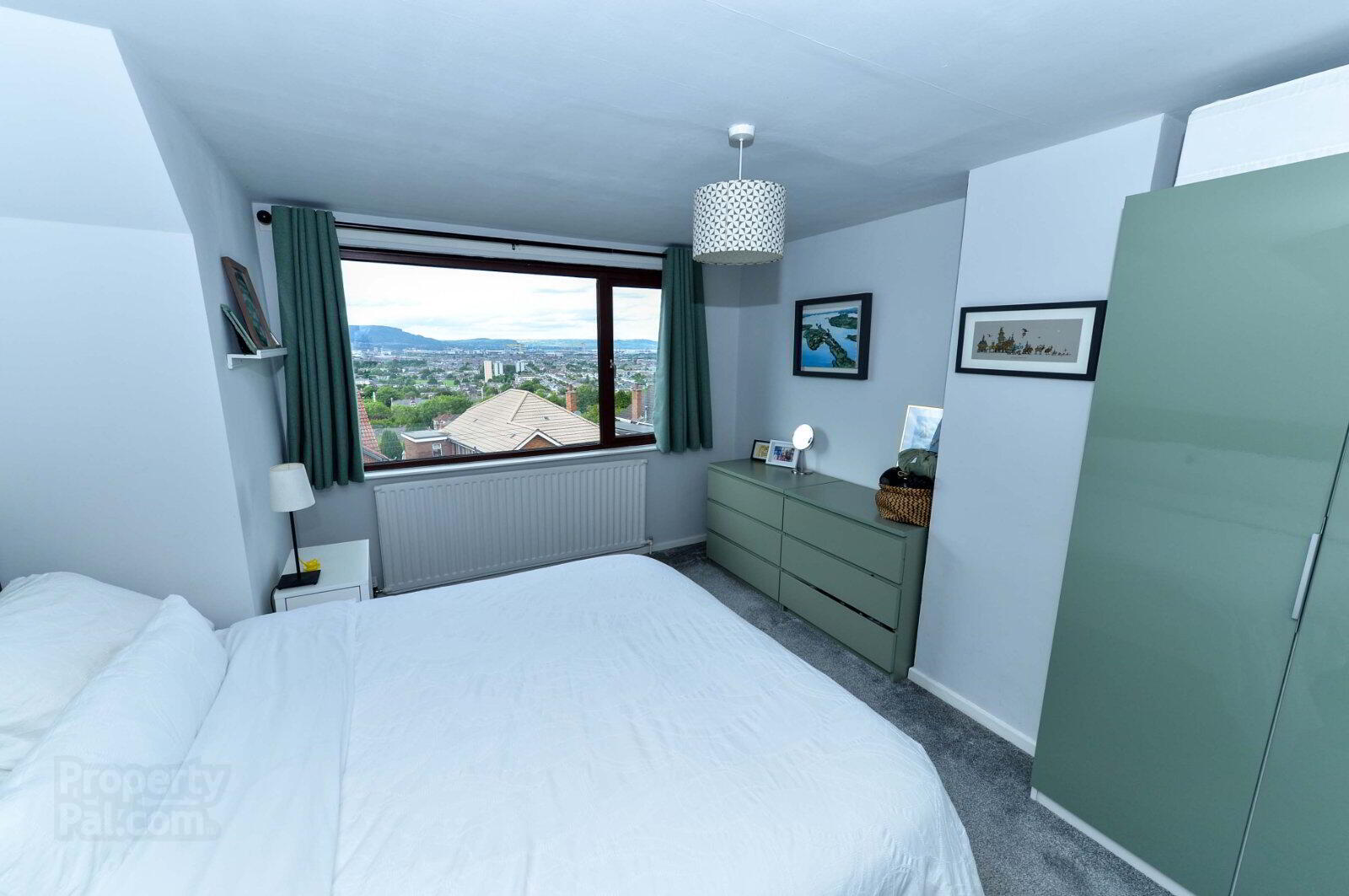 9 Beechgrove Rise 14 of 25