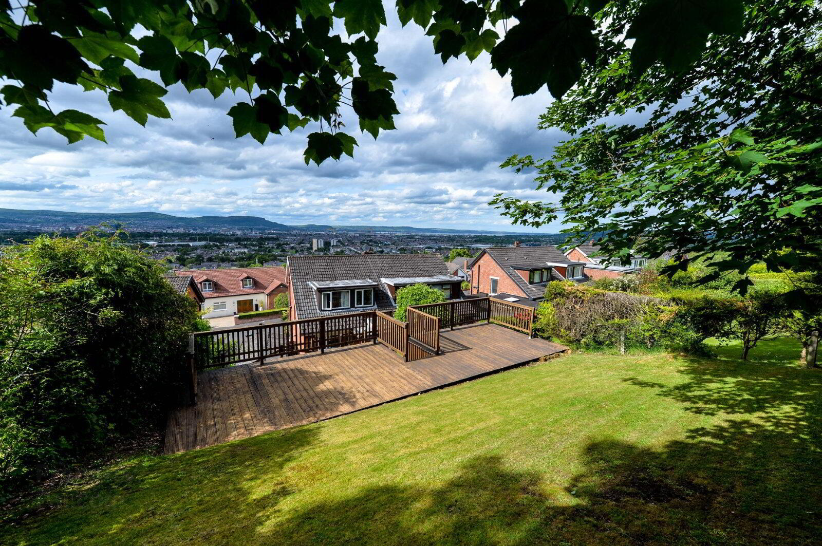 9 Beechgrove Rise 25 of 25