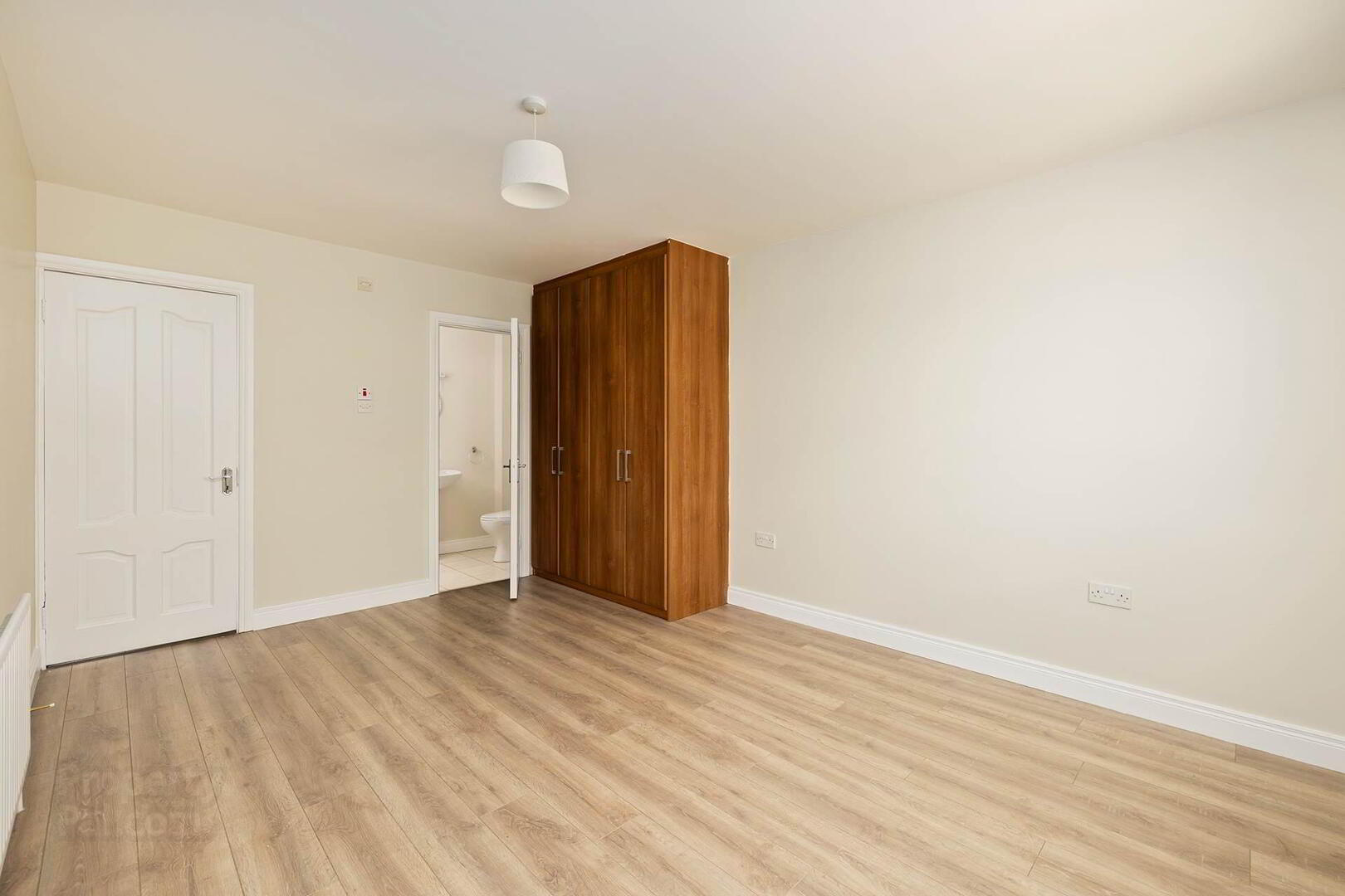 1 Glen Abhainn Drive 22 of 36
