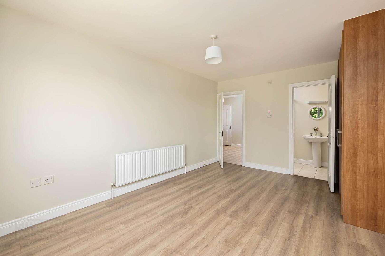 1 Glen Abhainn Drive 21 of 36