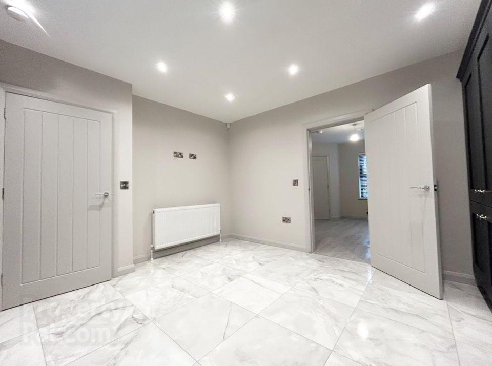 30 Bachelors Lane 4 of 11