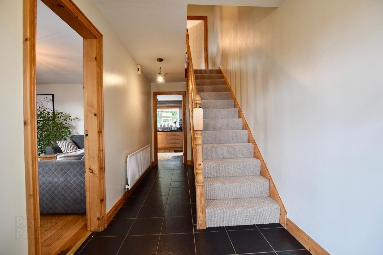 10 Maloon View 4 of 31