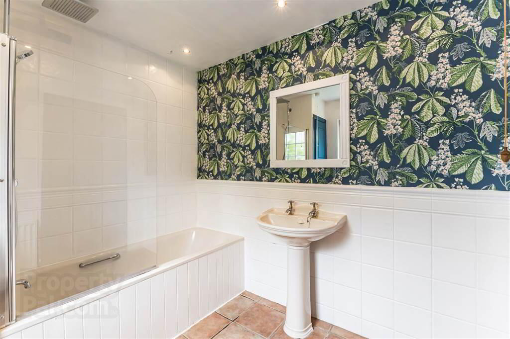 6 Drumaknockan Road 17 of 29