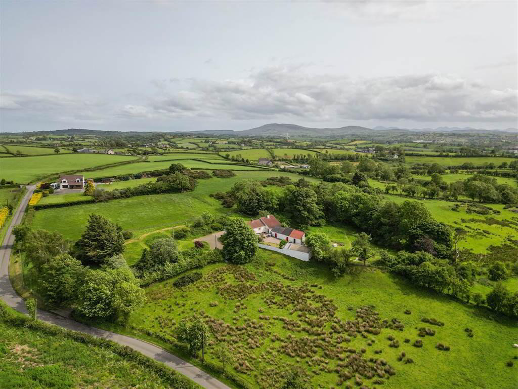 6 Drumaknockan Road 27 of 29