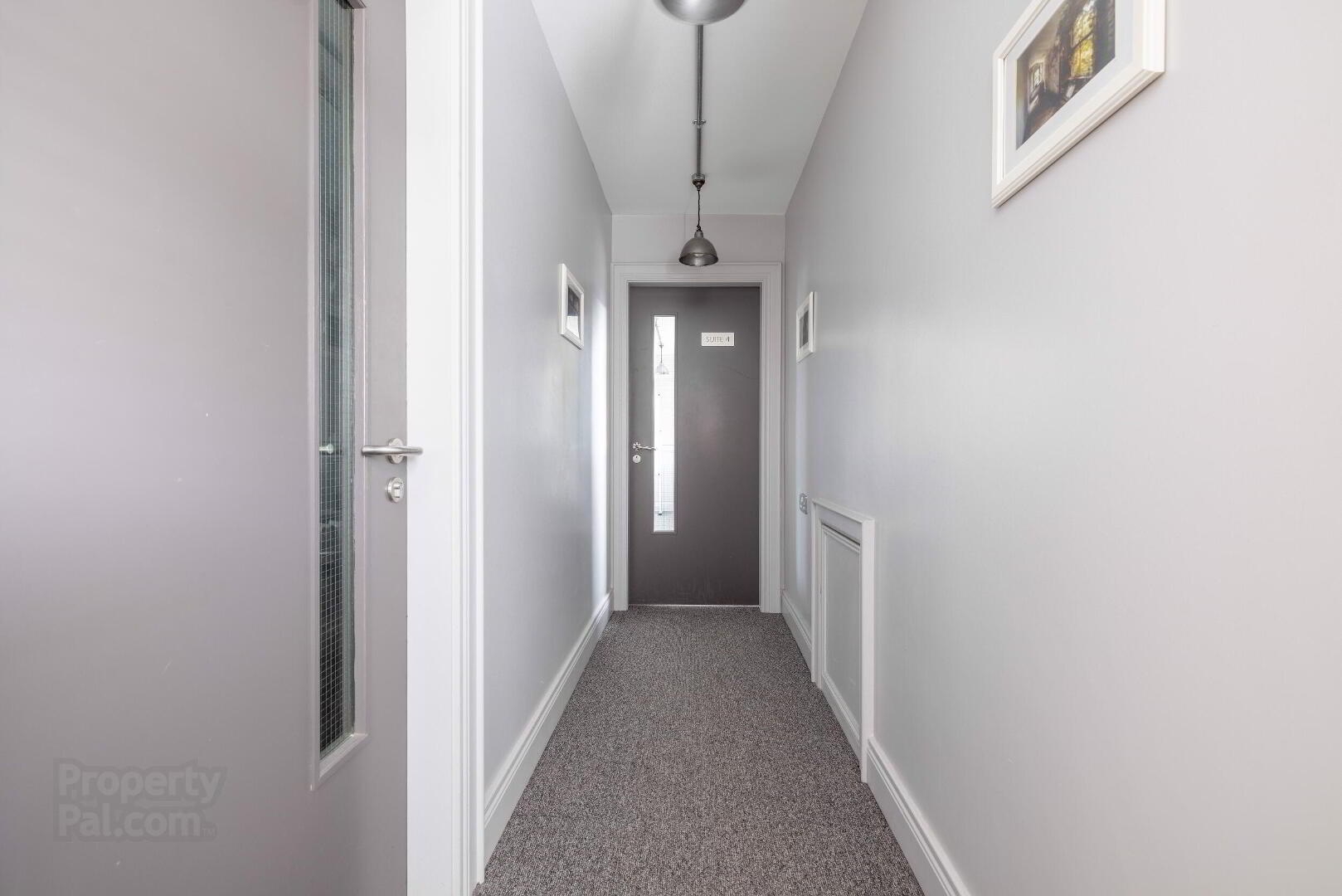 22b High Street 8 of 19