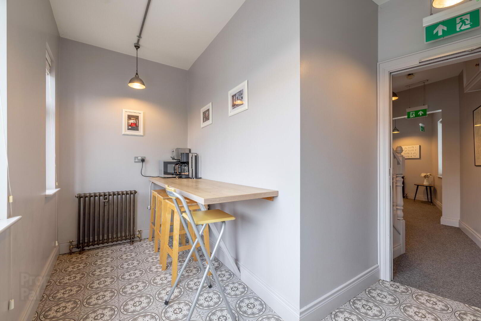 22b High Street 17 of 19