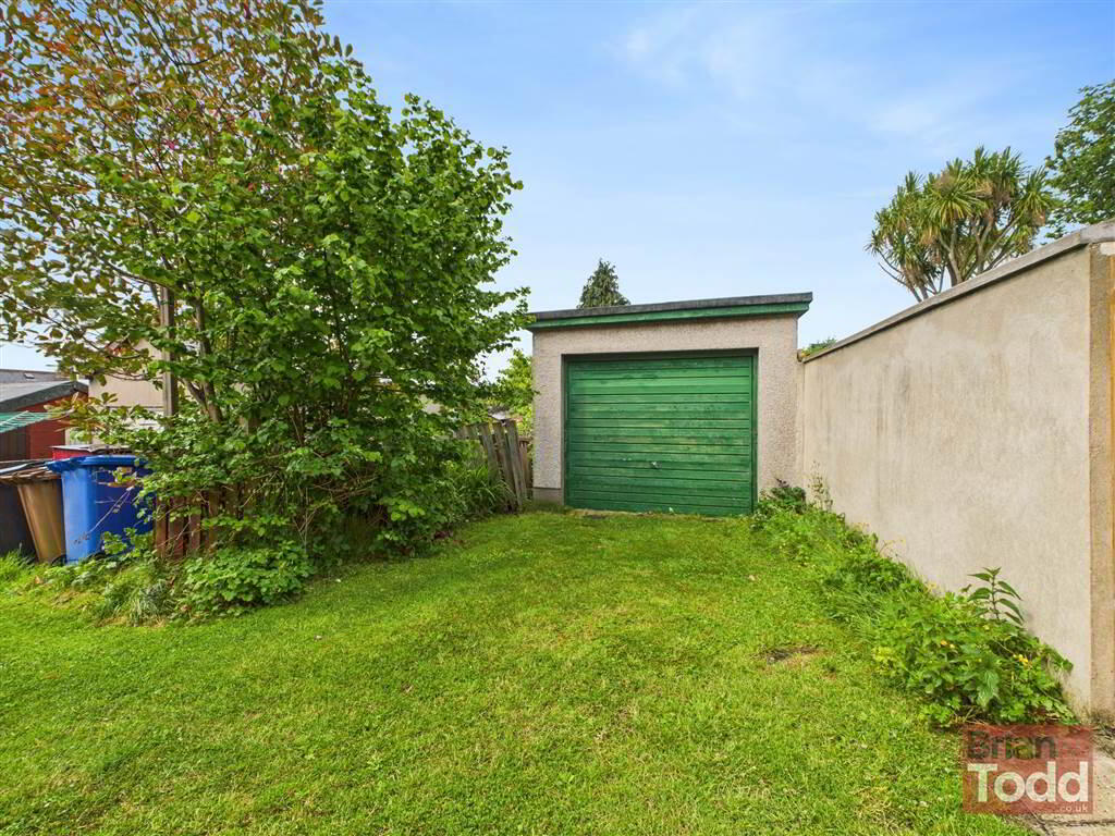 Parkmount Avenue 9 of 11
