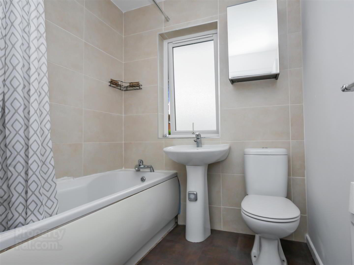 23 Beaufort Avenue 9 of 14