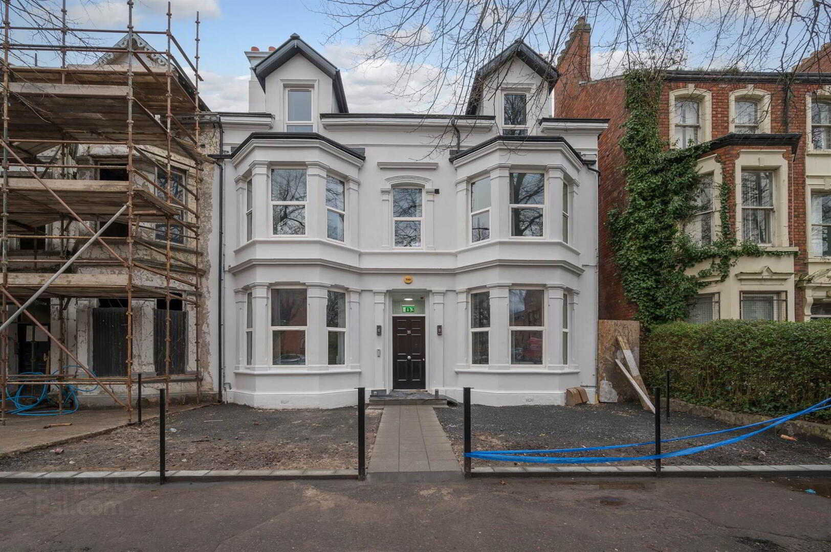 property description image