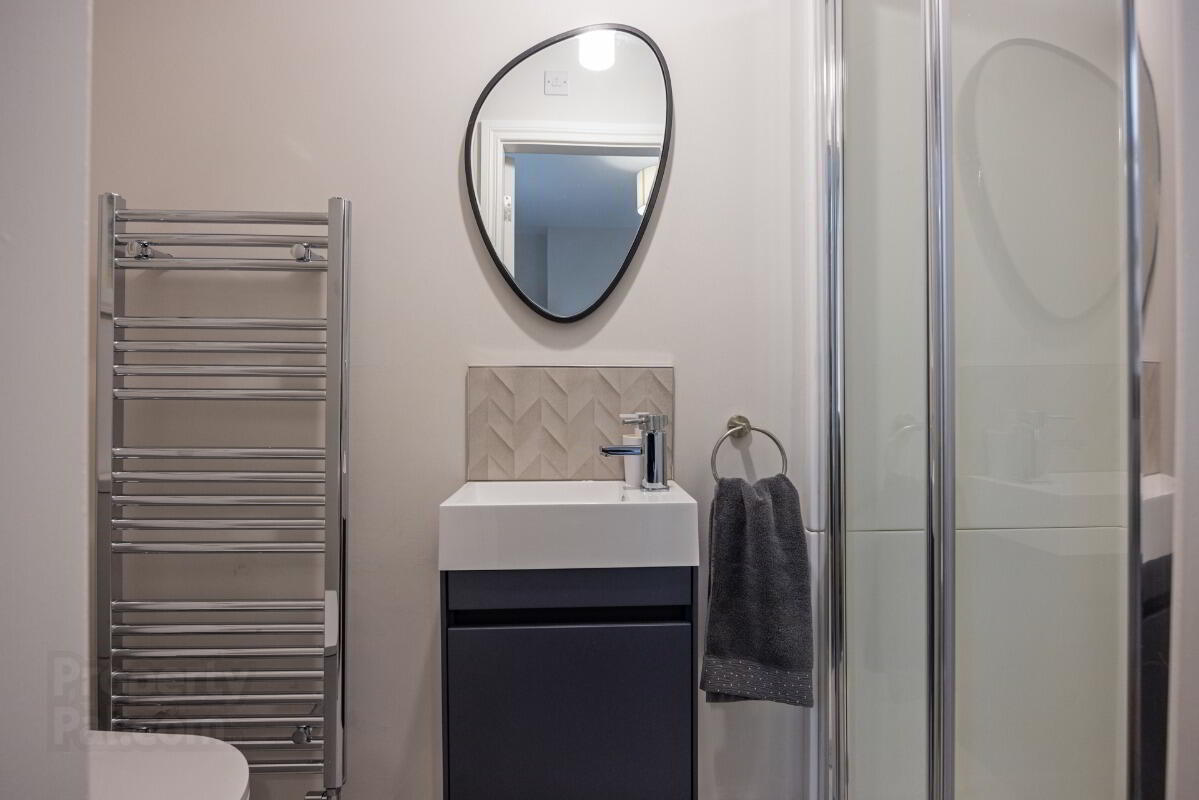 Apartment 4 24 Wellington Park 8 of 14