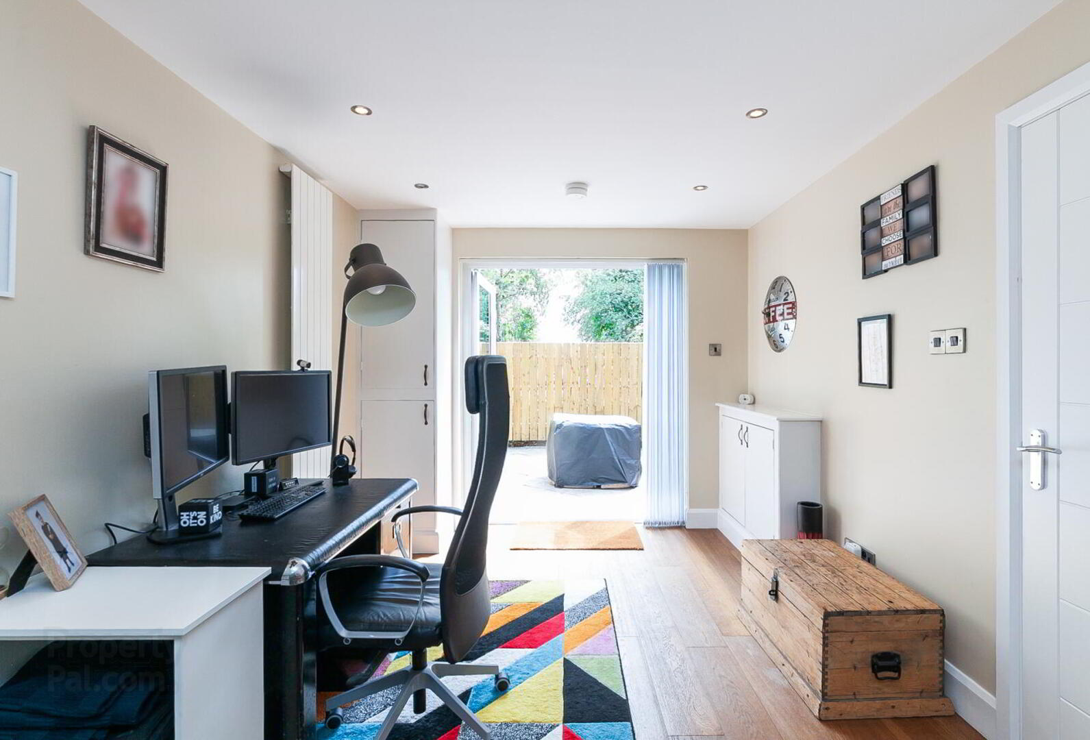 4 Chichester Gardens 5 of 26