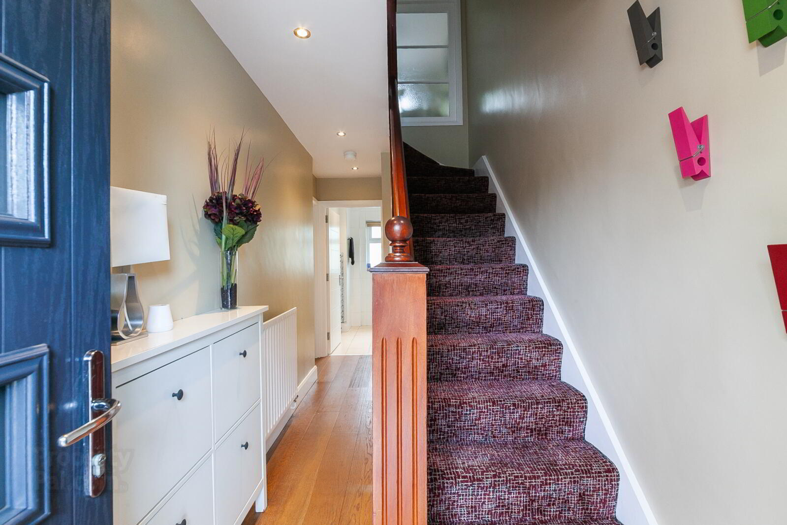 4 Chichester Gardens 3 of 26