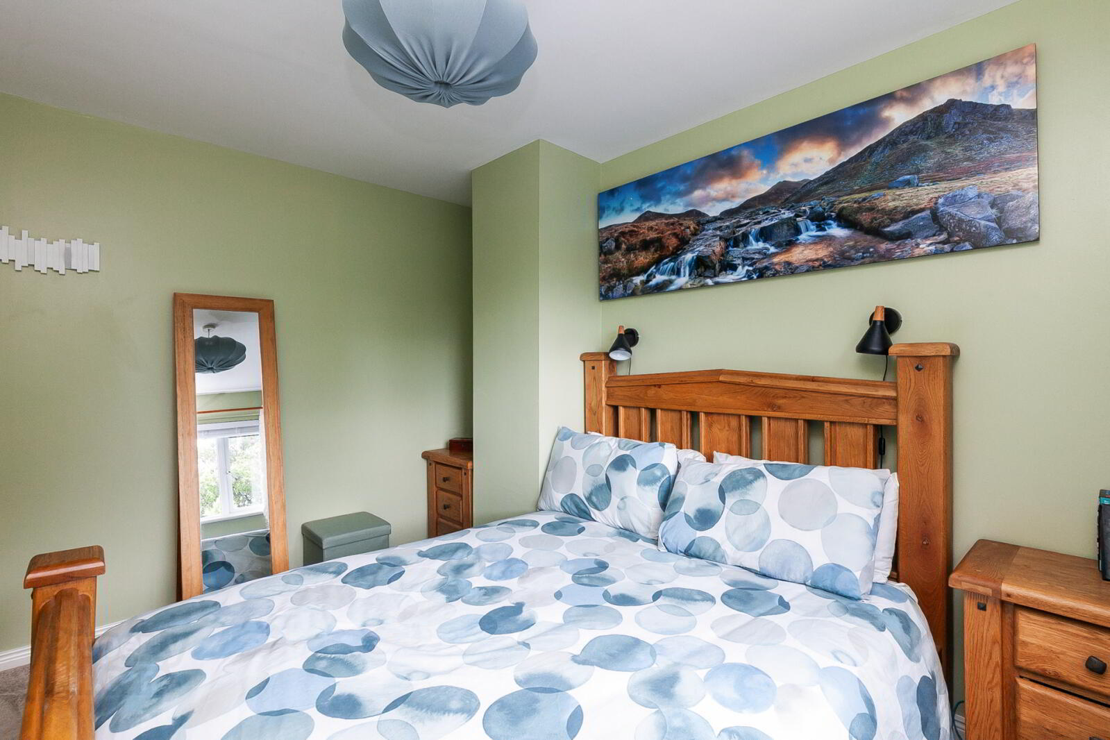 4 Chichester Gardens 14 of 26