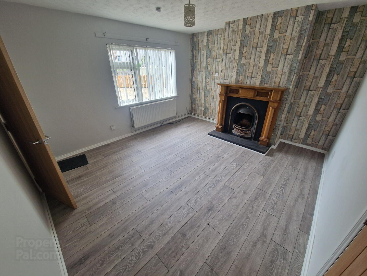 35 Grant Avenue 3 of 13