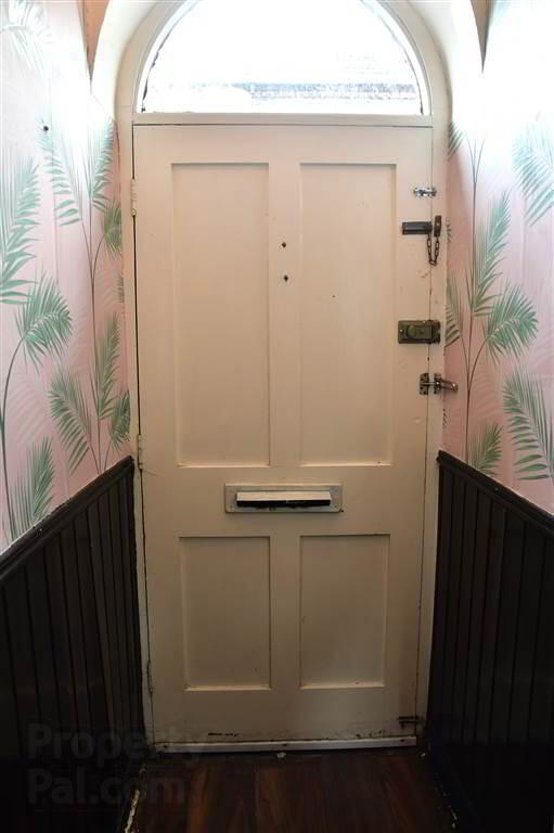 14 Clonavon Road 4 of 30