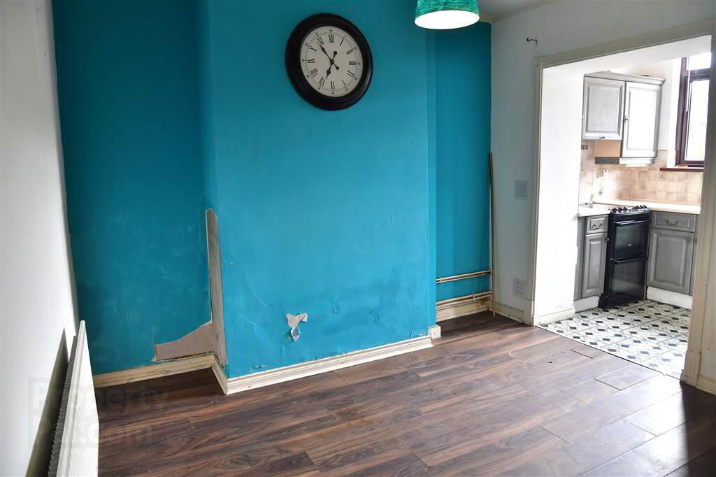 14 Clonavon Road 8 of 30