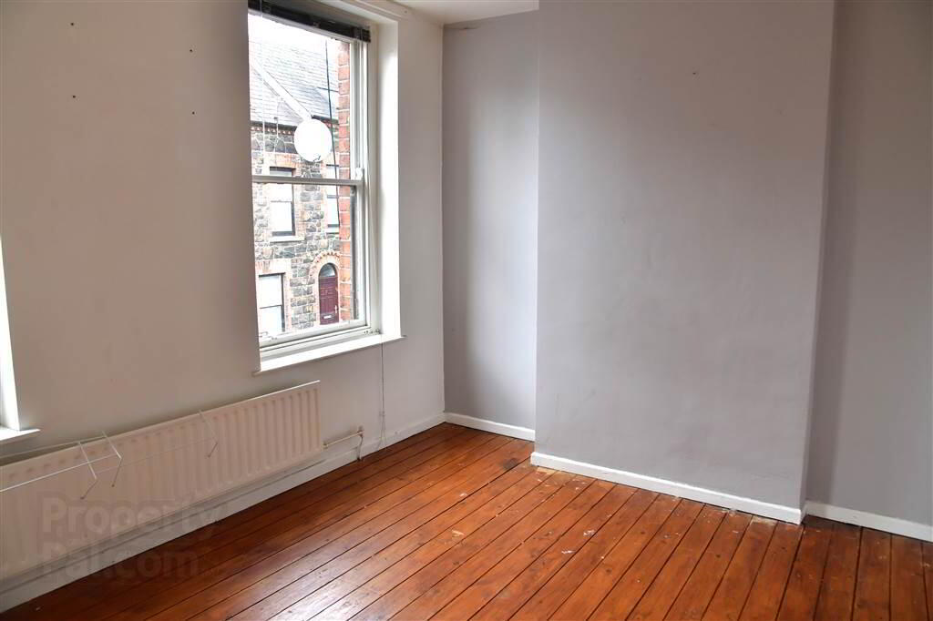 14 Clonavon Road 16 of 30