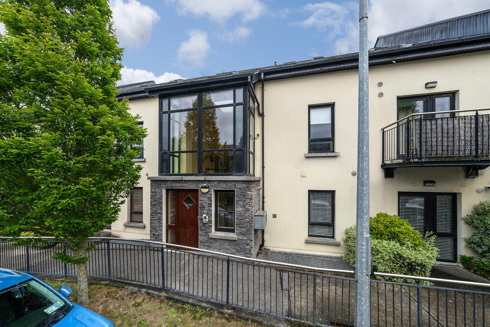 26 Slade Castle Avenue 3 of 30