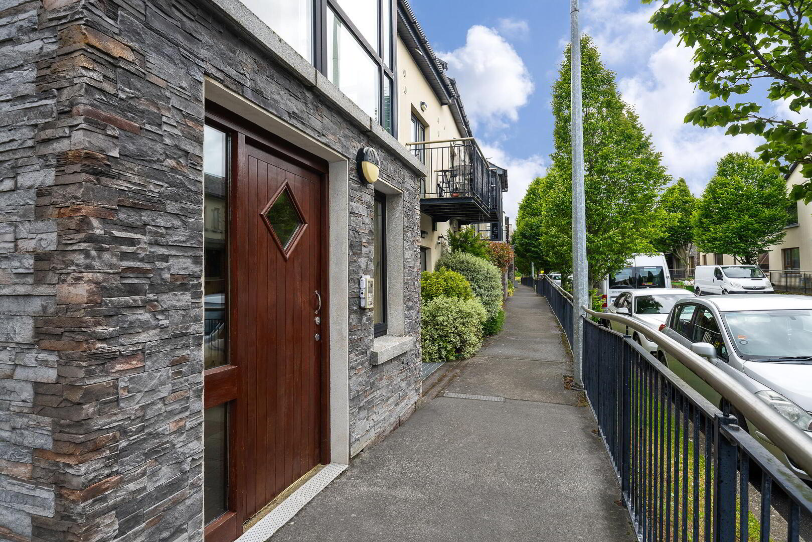 26 Slade Castle Avenue 4 of 30