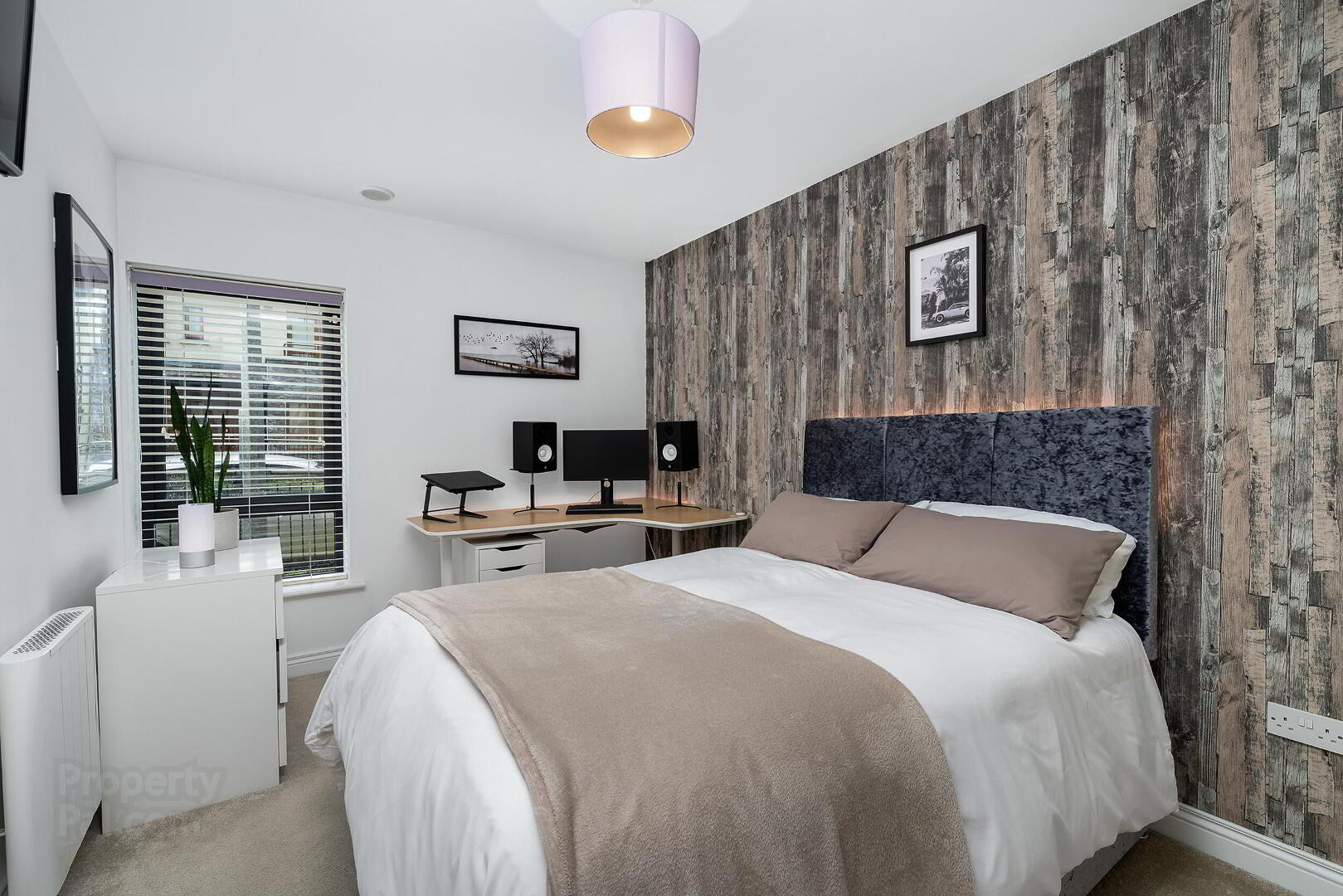 26 Slade Castle Avenue 22 of 30