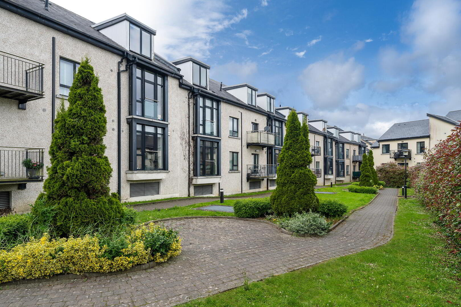 26 Slade Castle Avenue 30 of 30
