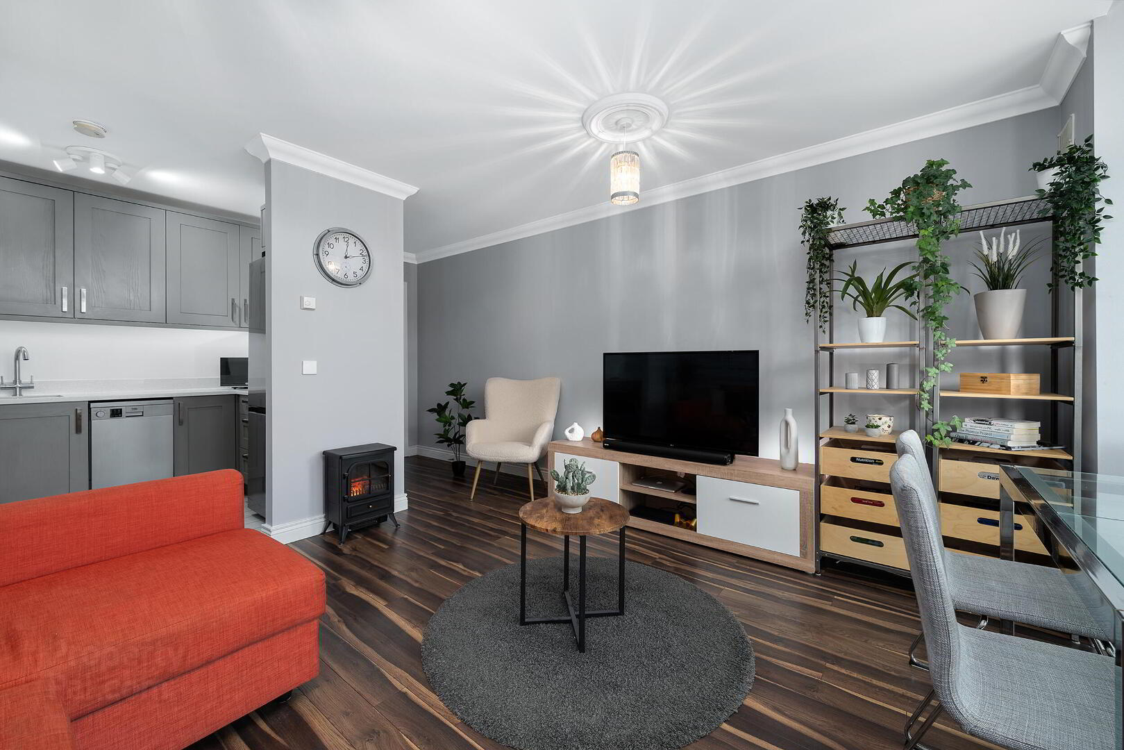 26 Slade Castle Avenue 11 of 30