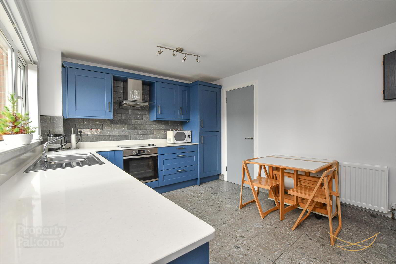 15 Rashee Park 13 of 33