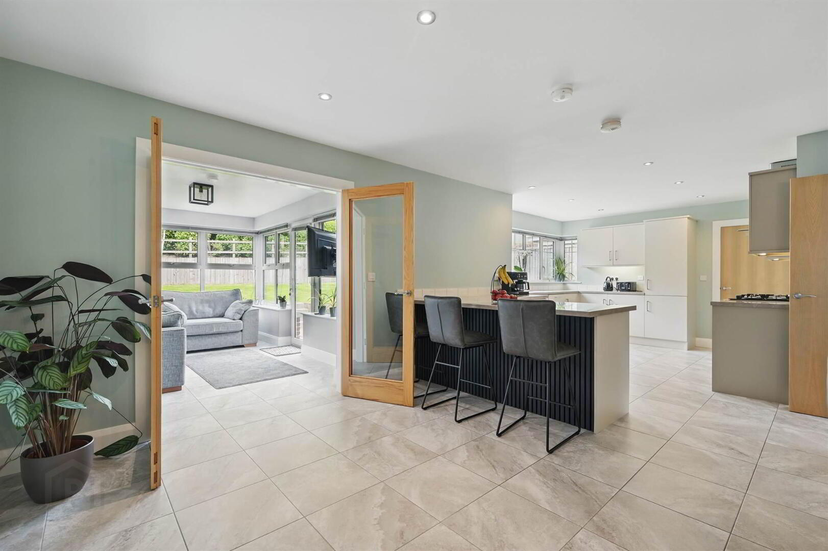 34 Millreagh Grove 9 of 27