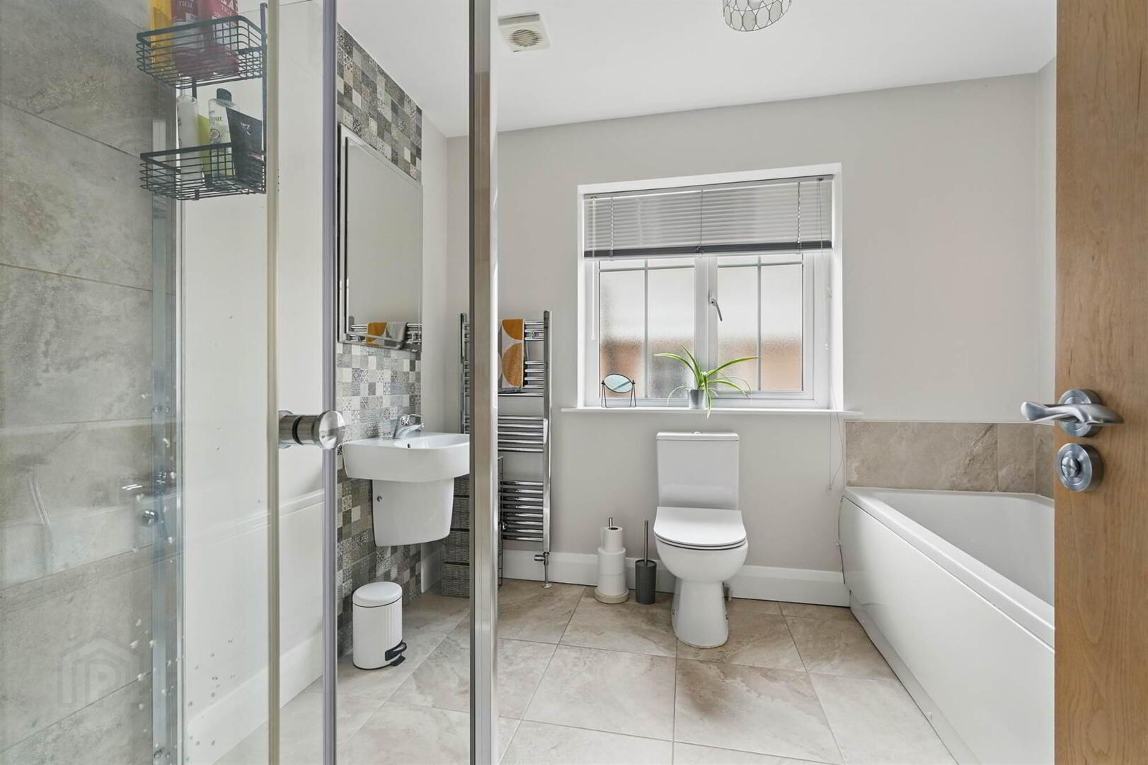 34 Millreagh Grove 21 of 27