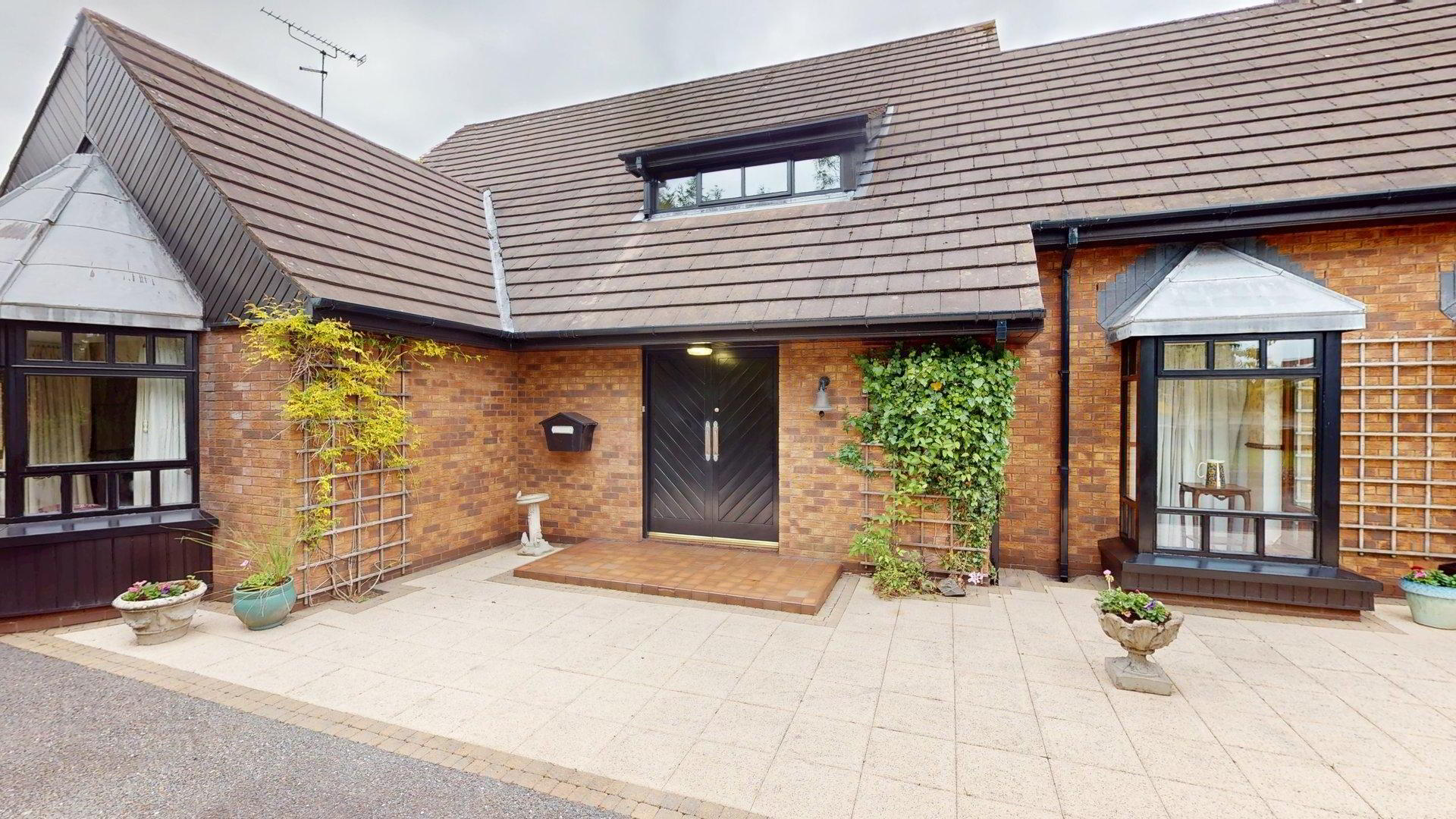 Wilcan Lodge, 103 Greystone Road 4 of 24