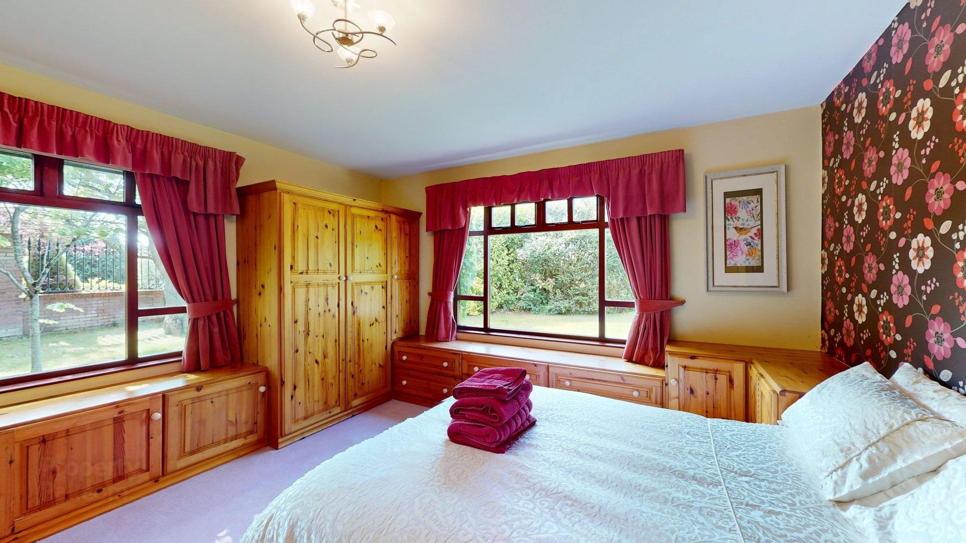 Wilcan Lodge, 103 Greystone Road 14 of 24